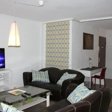 Spacieux 4 Pieces Centre De アパート ミュルーズ