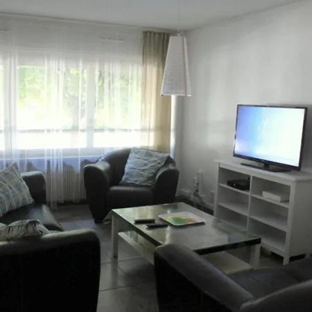 Spacieux 4 Pieces Centre De アパート